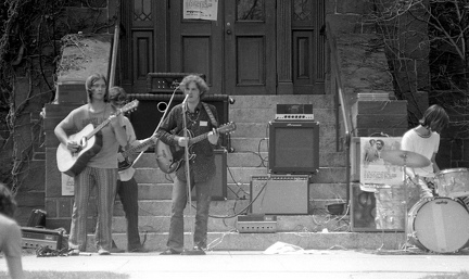 Music in front of the '92 Theatre